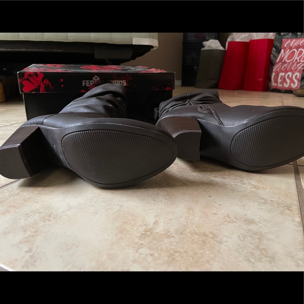 Fergalicious Boots! - image 2